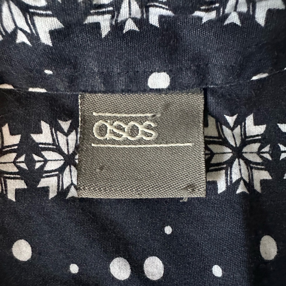 ASOS Holiday Patterned Shirt - Picture 4 of 4